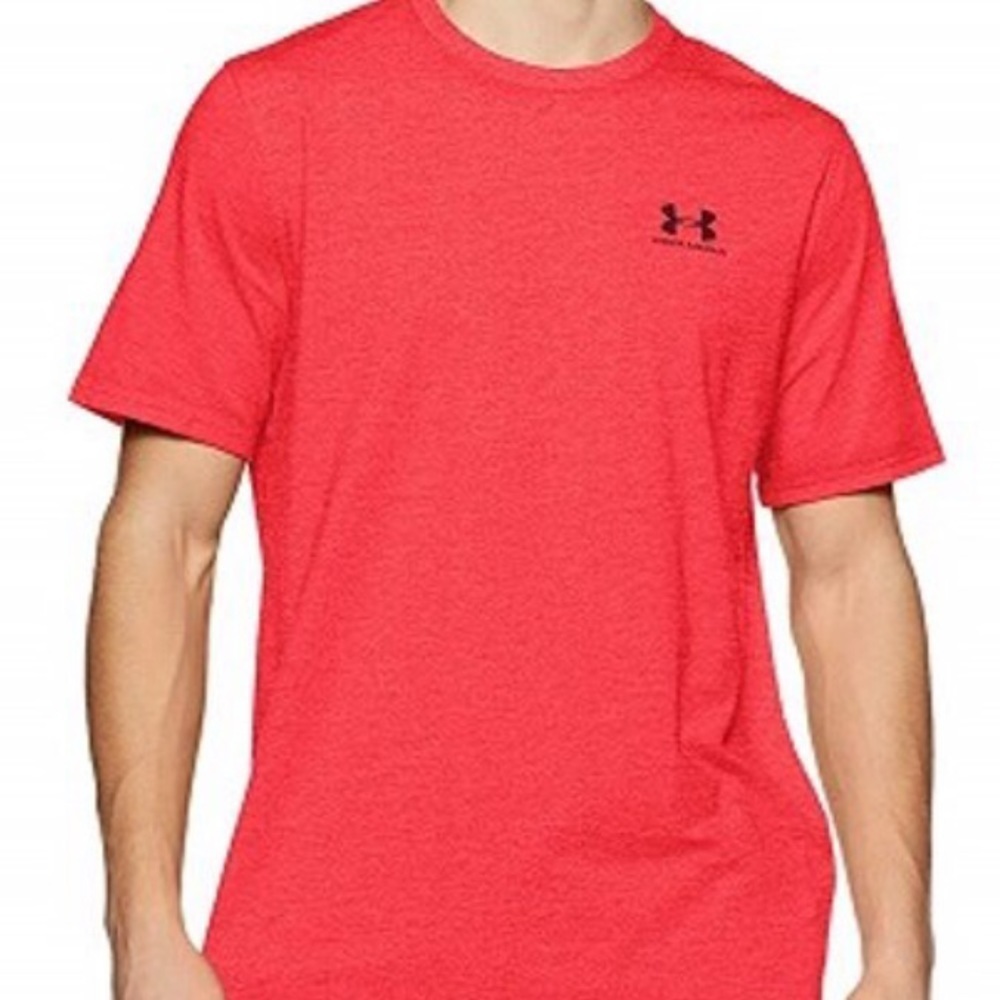 Under Armour Salmon heat gear short sleeve loose fit shirt size medium​​​
